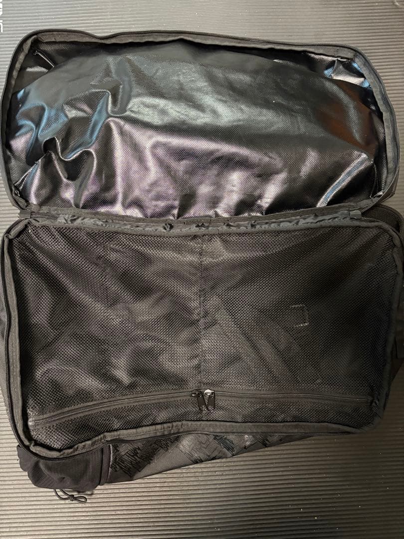 instinct DUFFEL PACK 45L グレー・ブラック