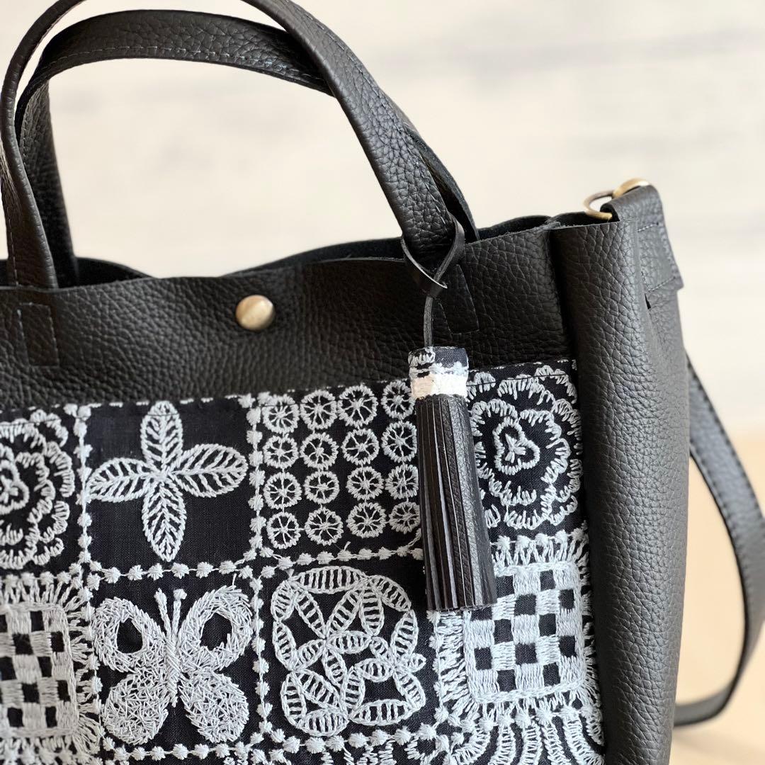 トート型本革ショルダーバッグ forest tile RB601-271