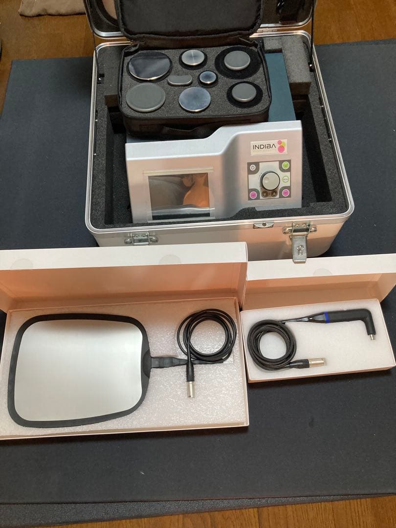 INDIBA ER 42 インディバ　100w 専用ケース付き