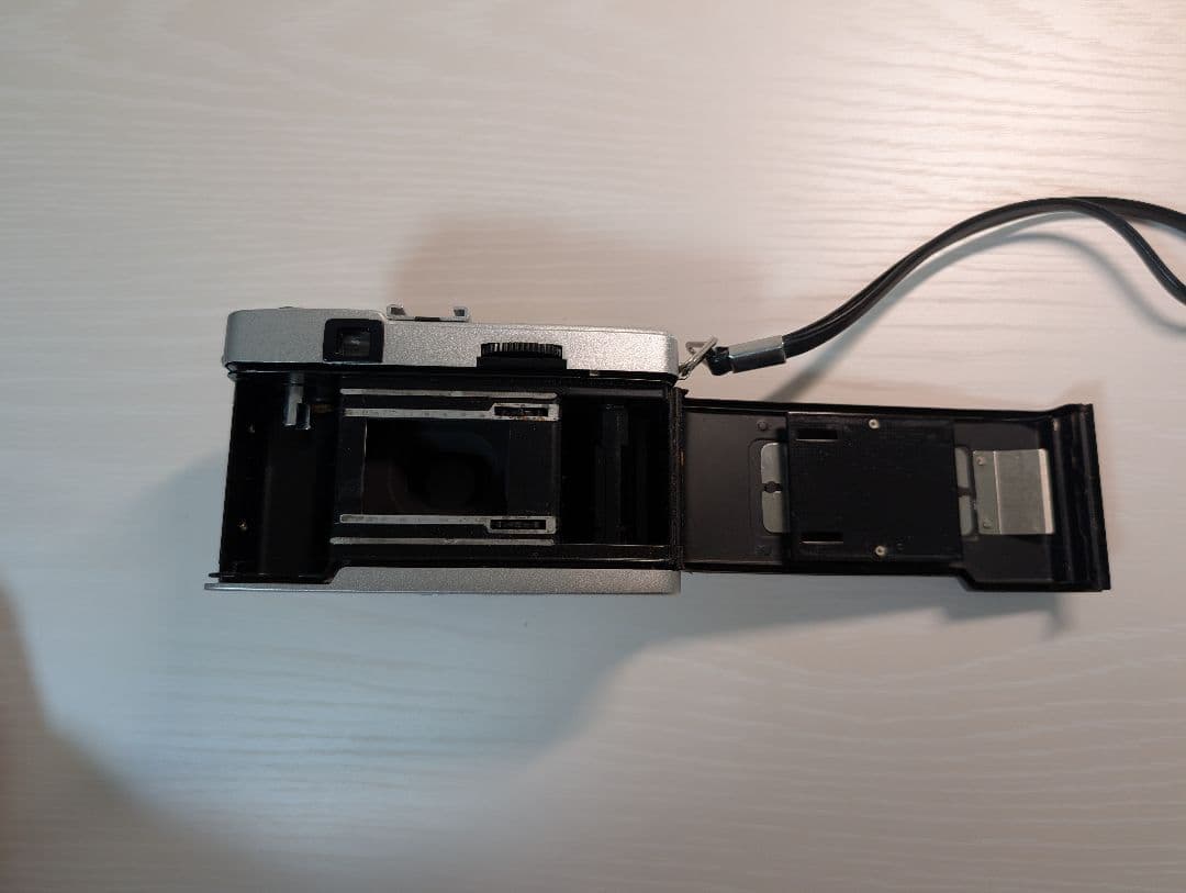 【完動品・美品・作例有】オリンパス　トリップ35　フィルムカメラ