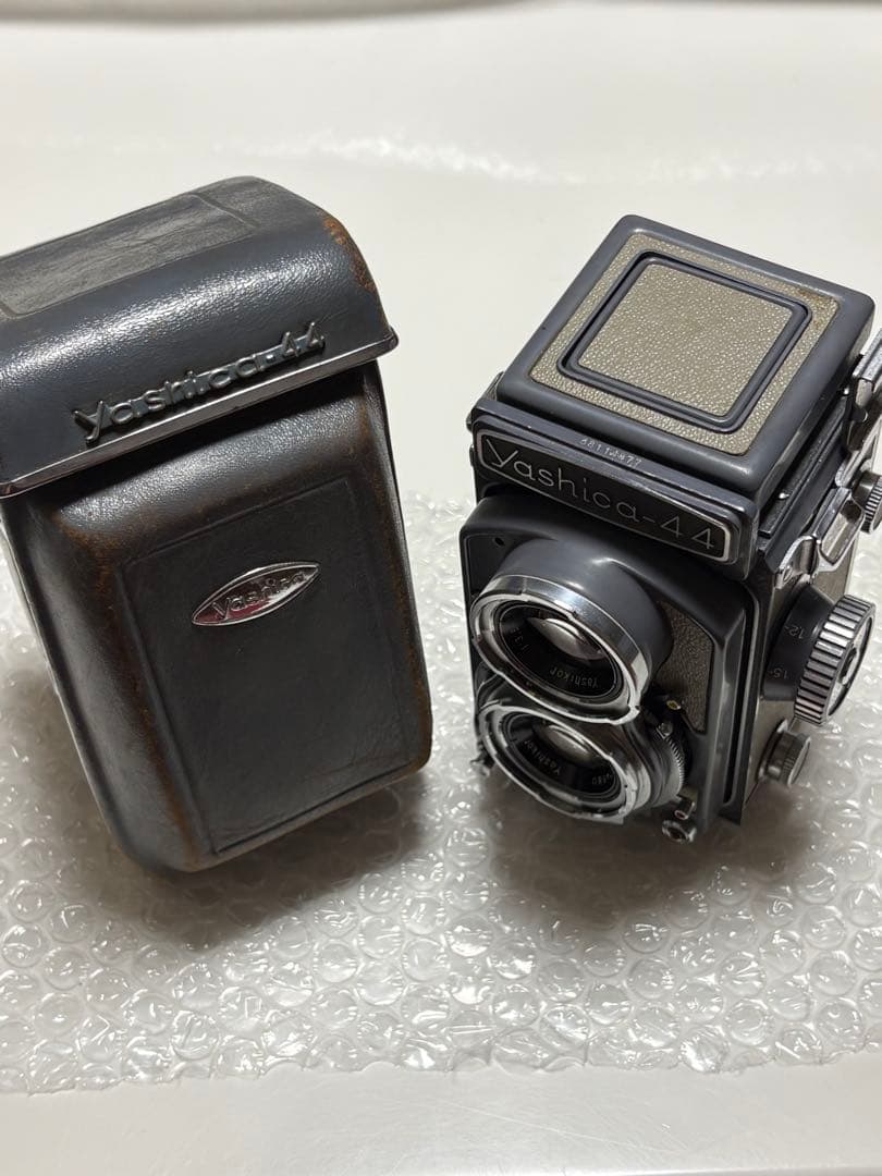 Yashica-44 二眼レフカメラ ケース付き