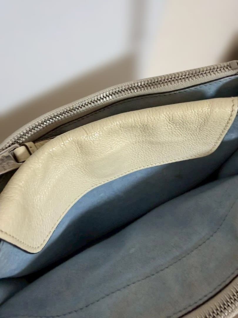 PRADA エティケットバッグ ショルダーバッグ 斜め掛け アイボリー