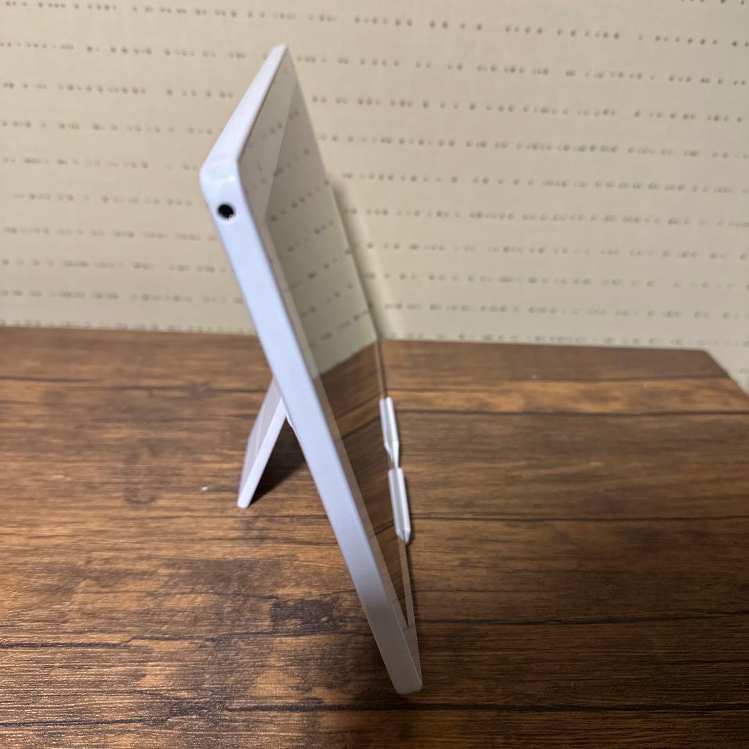 H106【特売】dtab d-41A docomo　タブレット