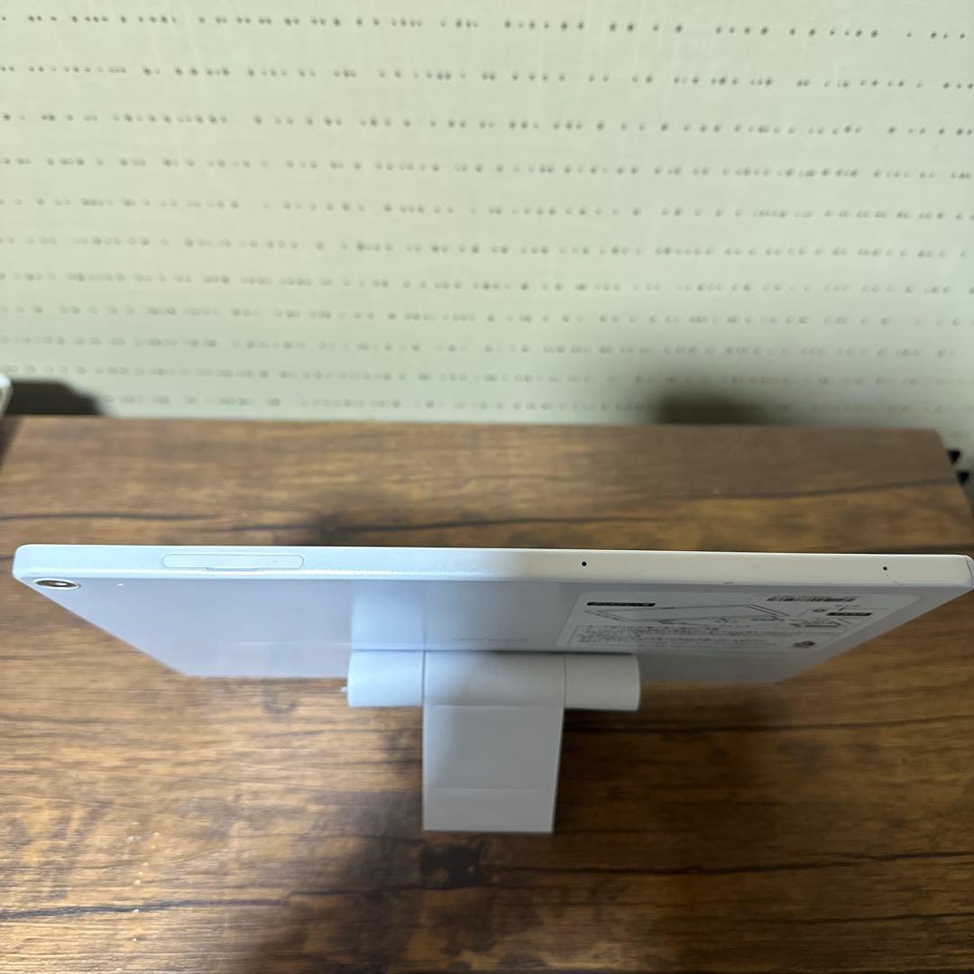 H106【特売】dtab d-41A docomo　タブレット