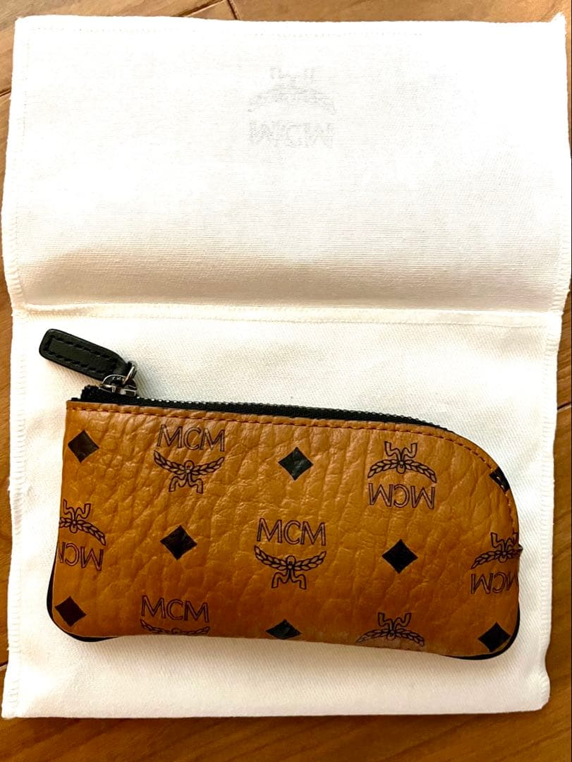 【期間限定値下げ】MCM Aren キーケース