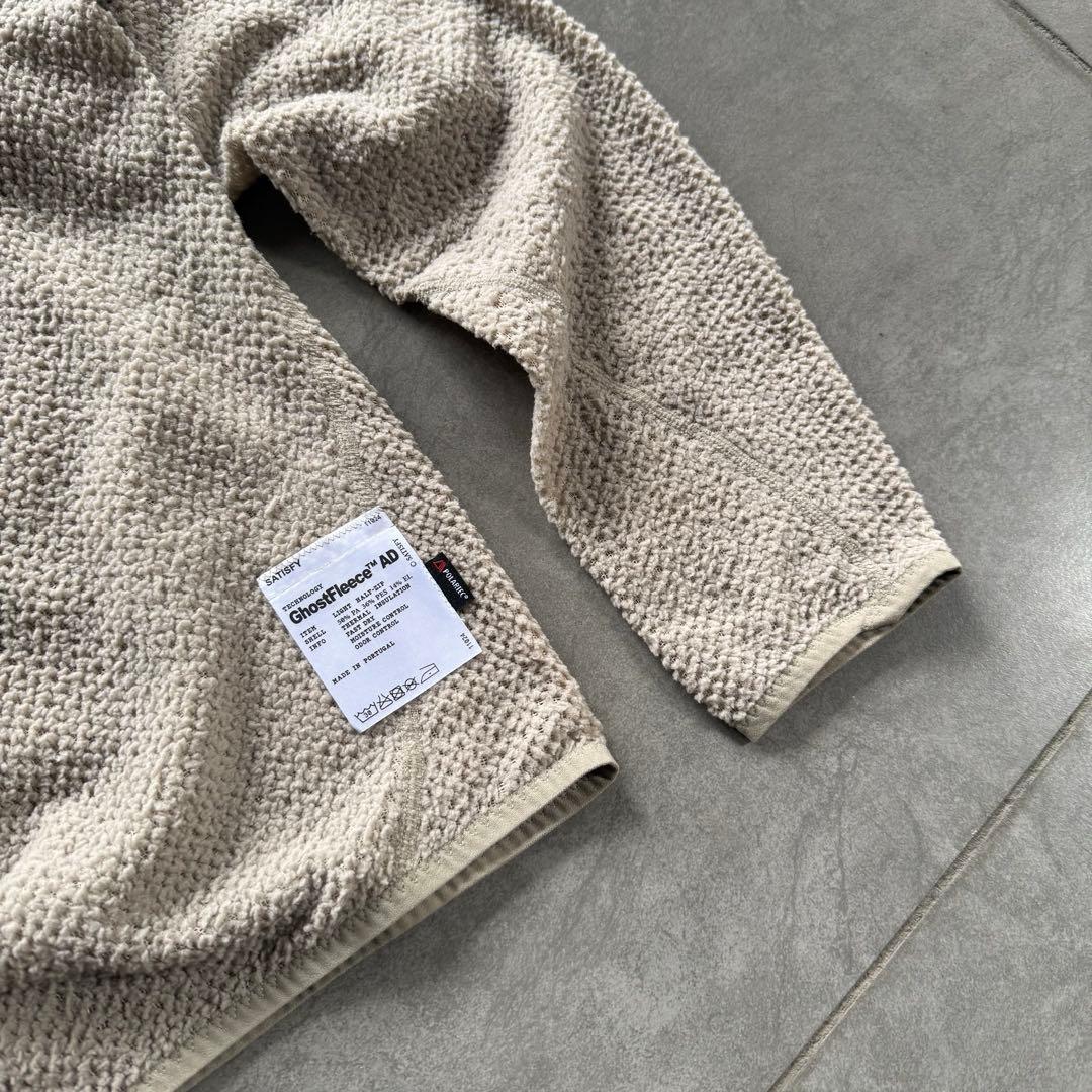 S*す様 【新品】SATISFY ベージュハーフジップ フリースセーター M