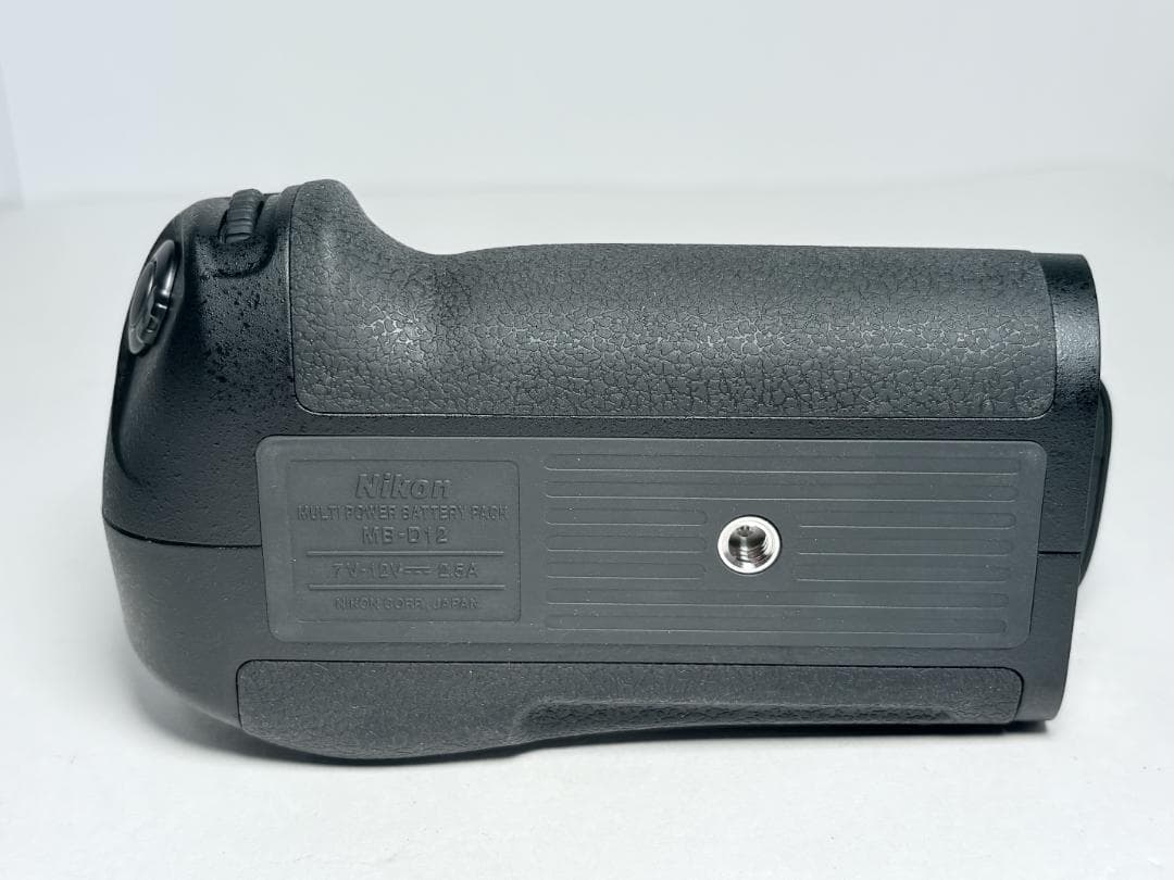 新品級 ニコン MB-D12 マルチパワーパック