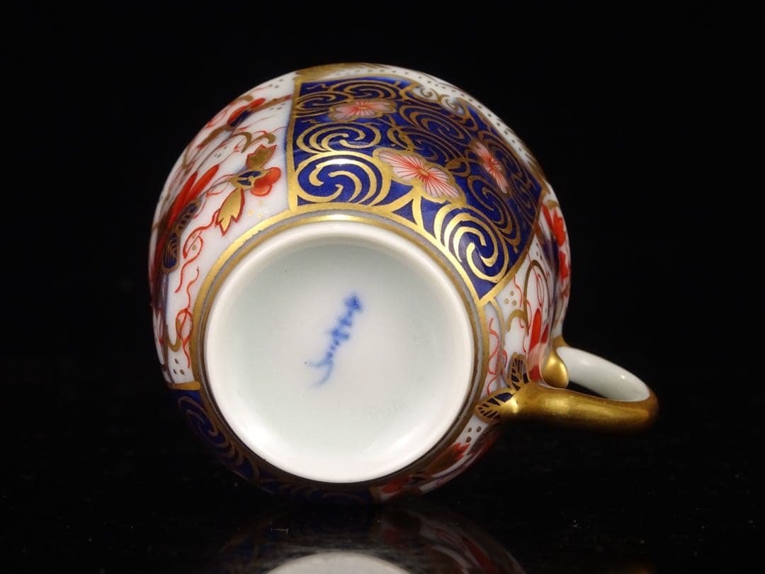 十二代　今泉　今右衛門　染錦　金彩　花文　珈琲碗　デミタス　カップ　ソーサー