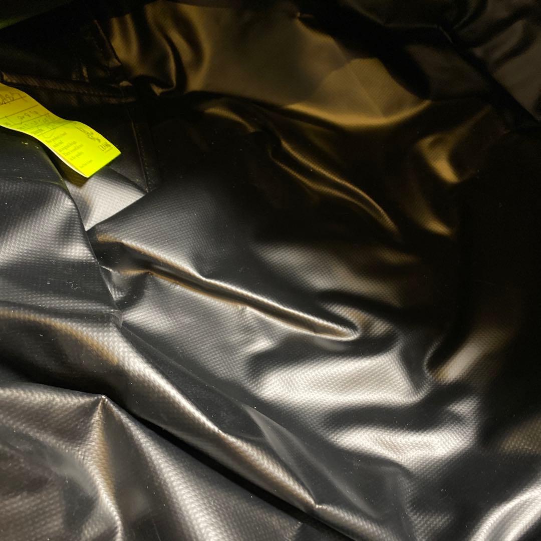 【ほぼ未使用♪2、3回使用】CRANK TOKYO メッセンジャーバッグ黒ラージ