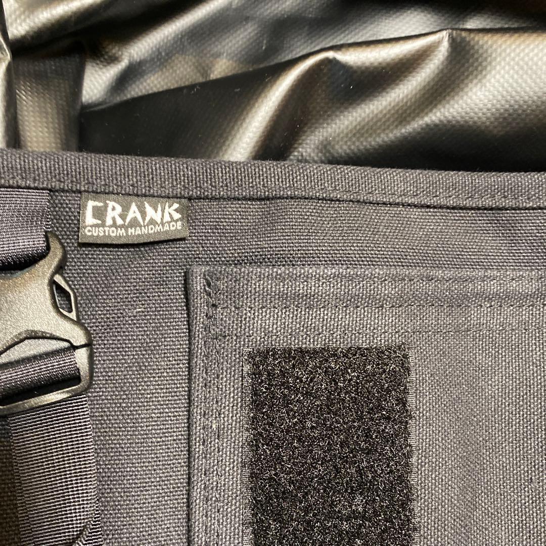 【ほぼ未使用♪2、3回使用】CRANK TOKYO メッセンジャーバッグ黒ラージ
