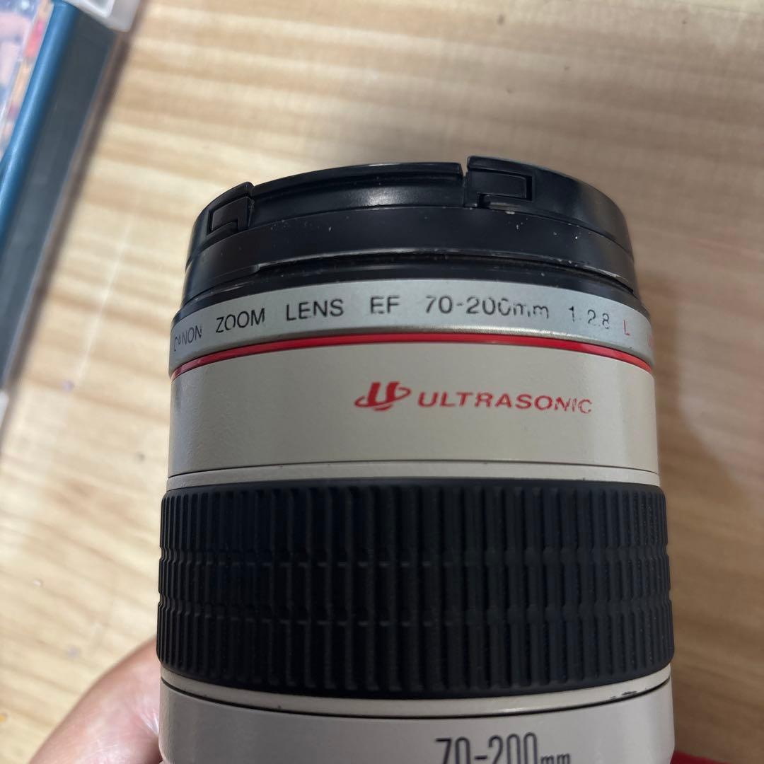 キヤノン　EF70-200 f2.8