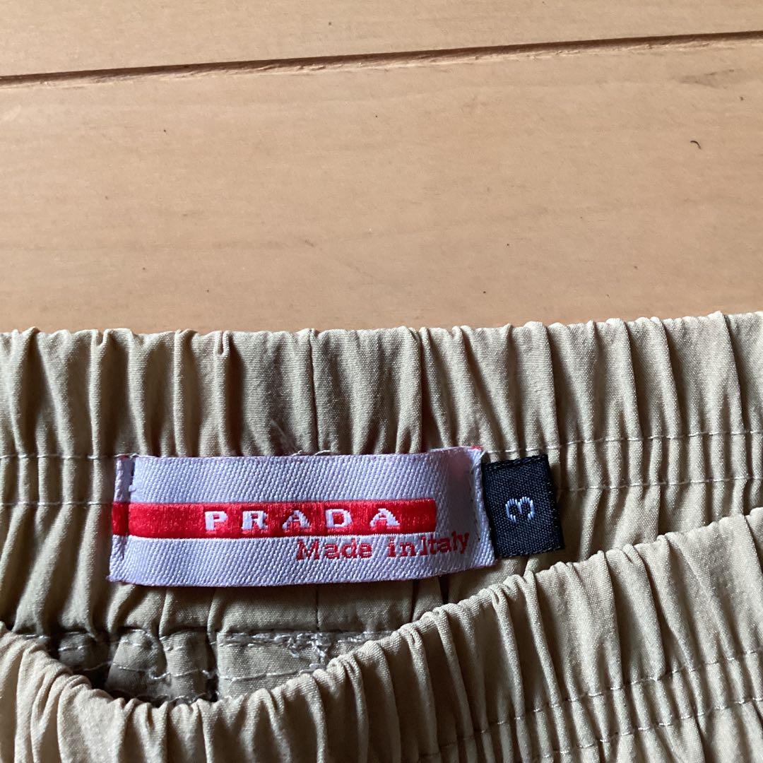 PRADAパンツ