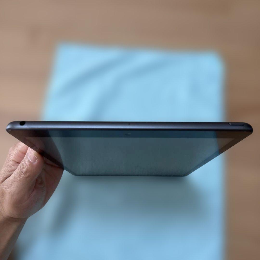 iPad Wi-Fi 32GB Space Gray 第７世代　バッテリー92%