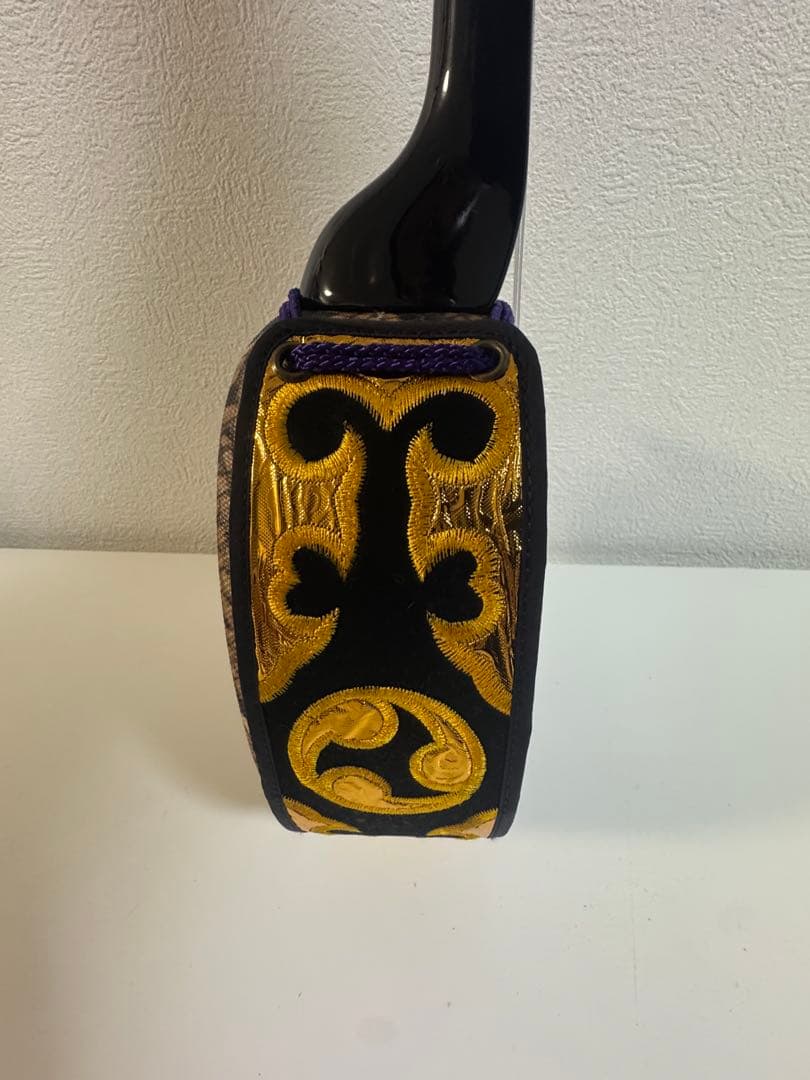 三線本体 蛇皮仕ケース付き