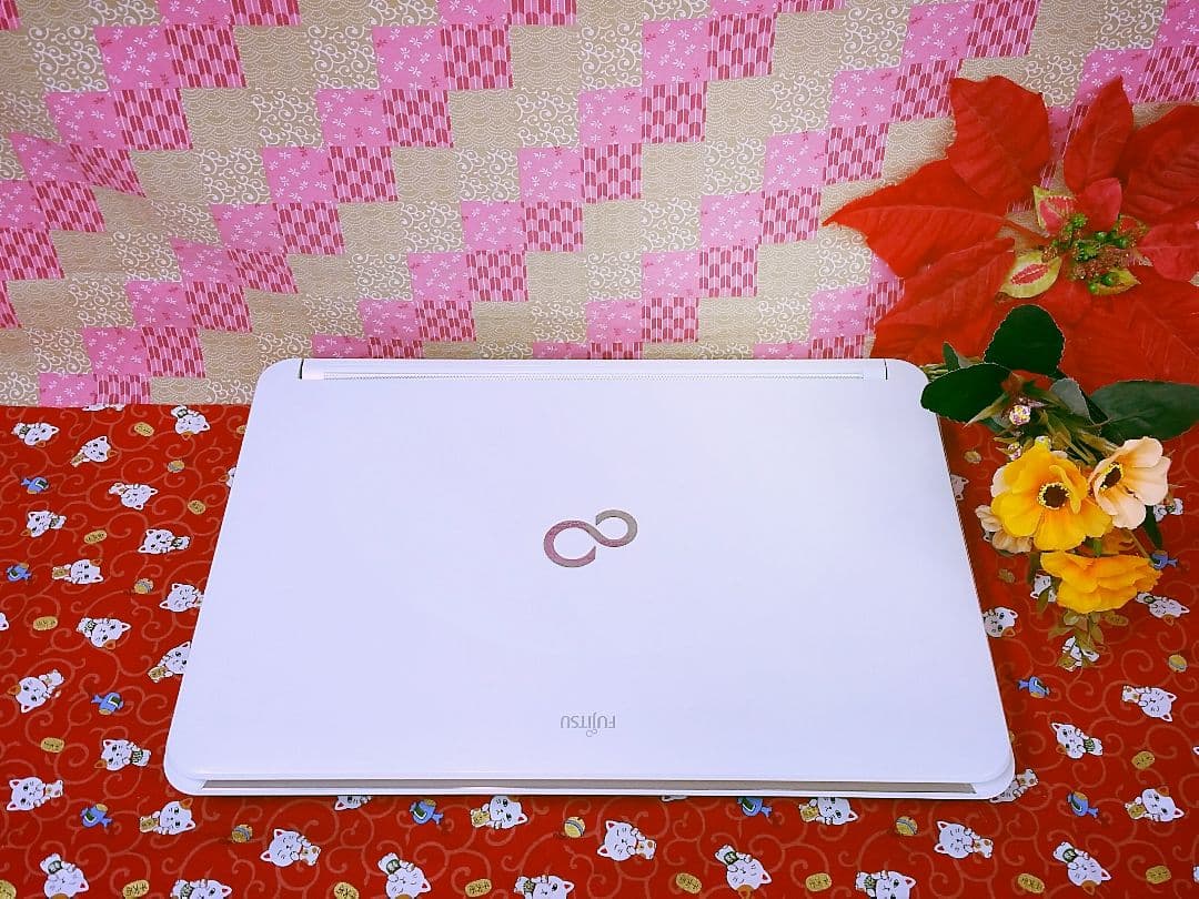 富士通/大容量320GB/Win10搭載/テレワーク可能パソコン/ソフト多数