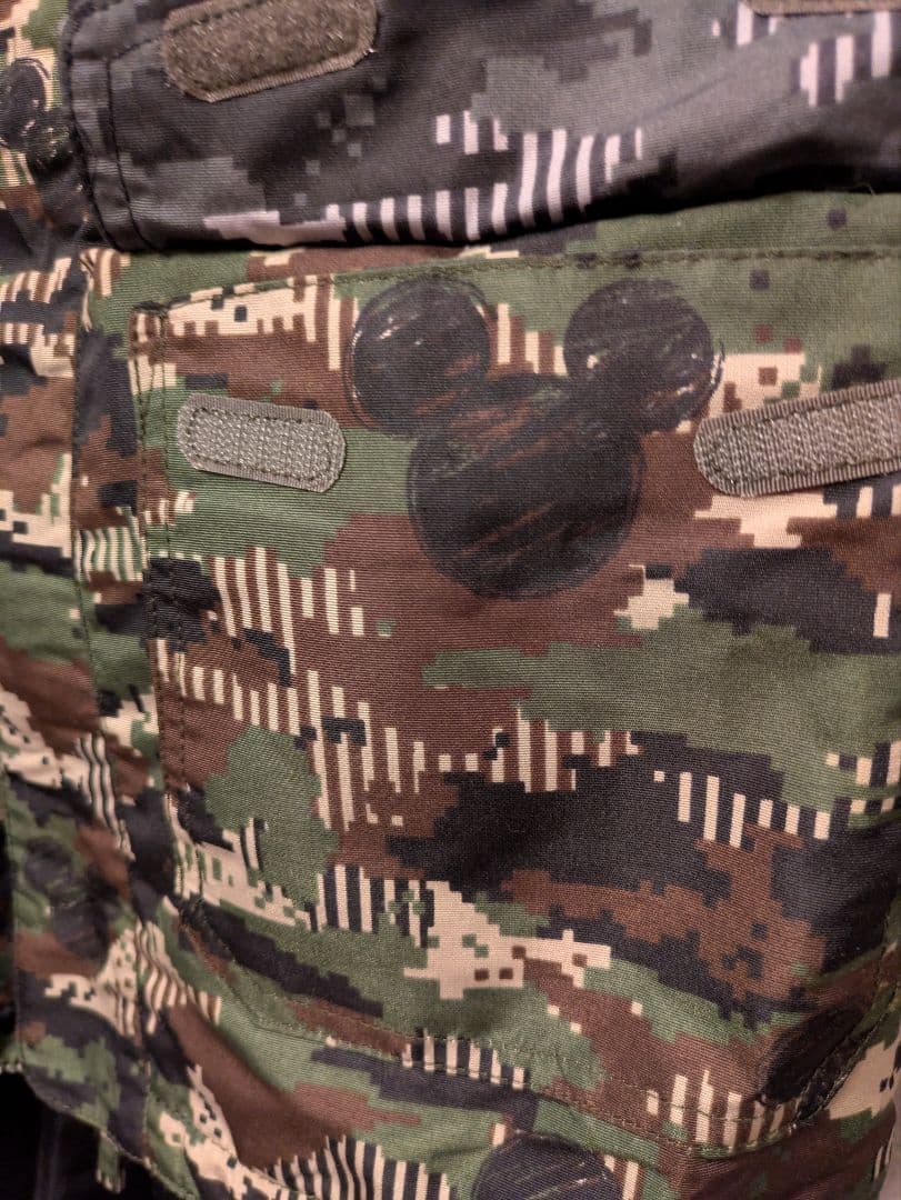 MENSスキーウェアーMickey＆迷彩柄