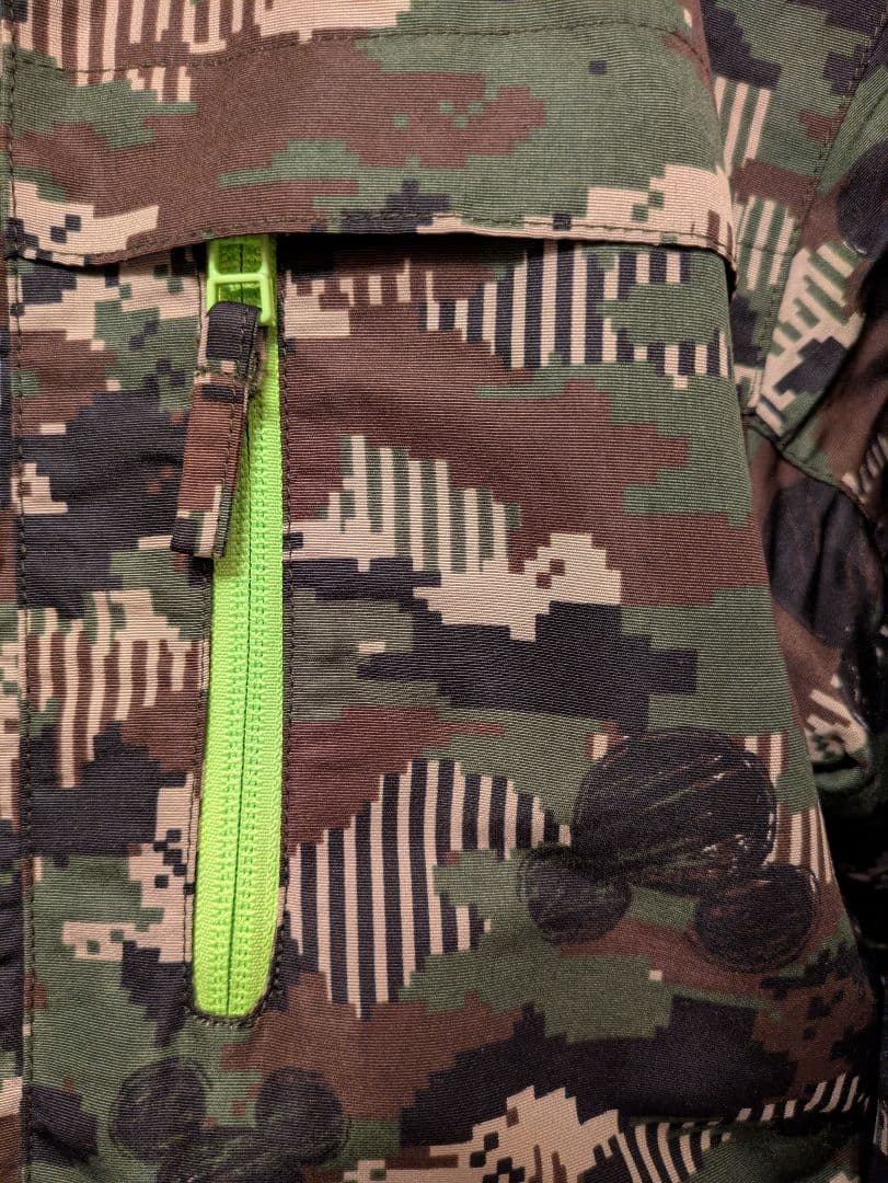 MENSスキーウェアーMickey＆迷彩柄