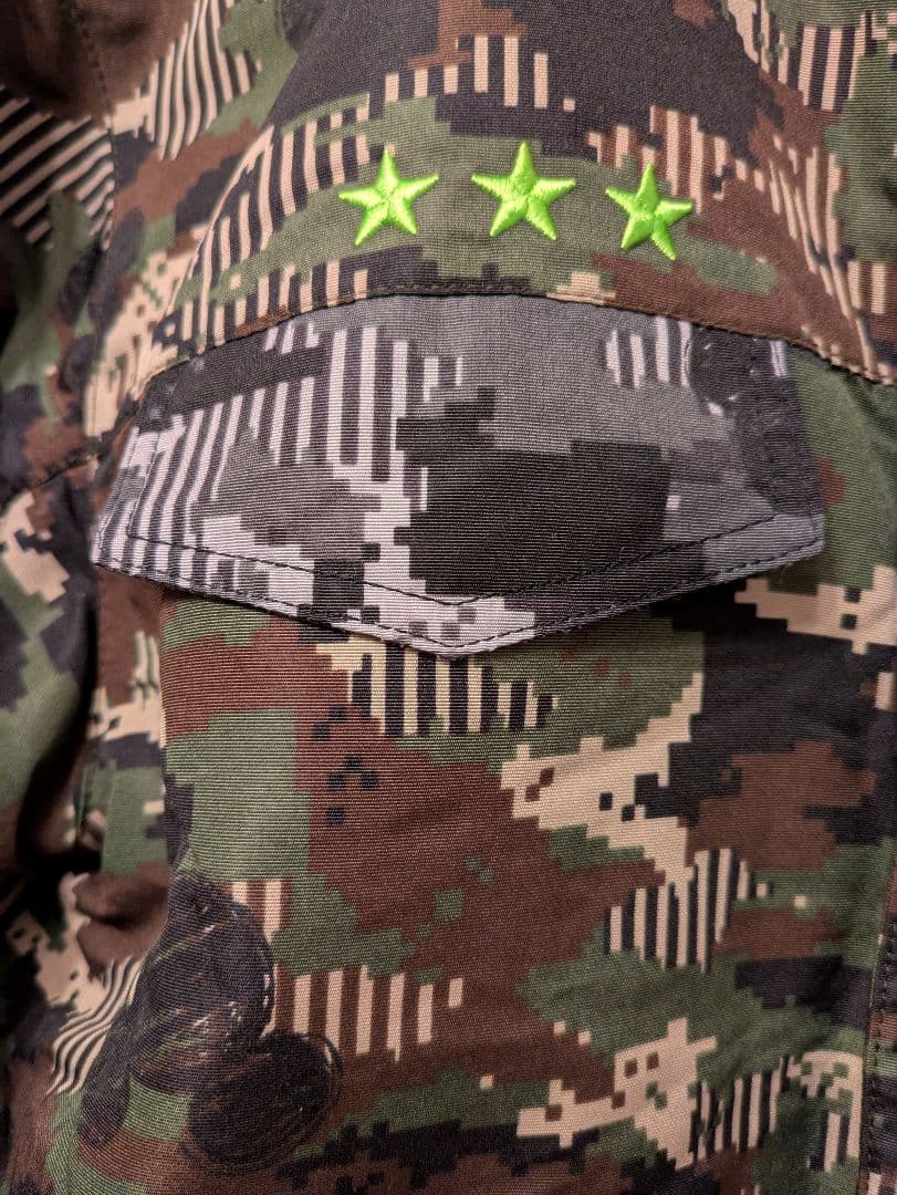 MENSスキーウェアーMickey＆迷彩柄