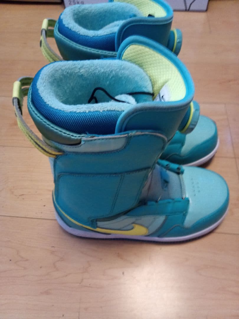 ようたろうくん❤️専用　スノーボードブーツ　レディース　24.5センチ