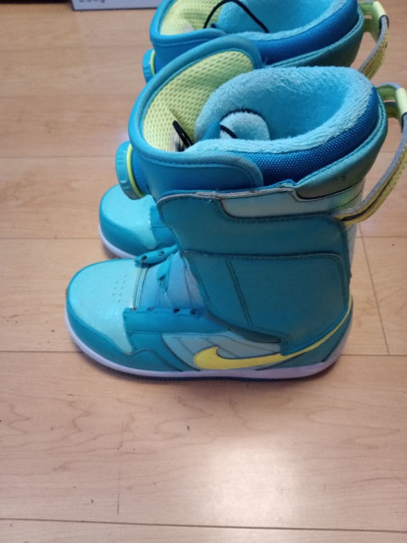 ようたろうくん❤️専用　スノーボードブーツ　レディース　24.5センチ