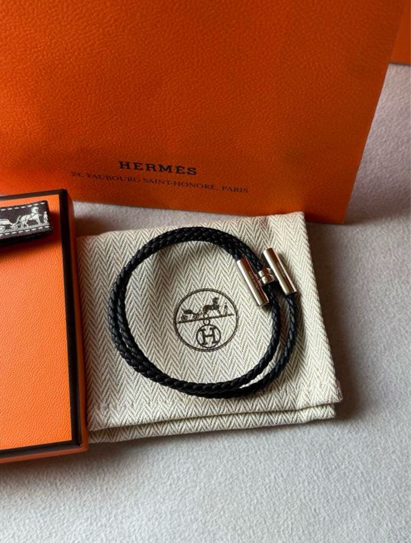 新品未使用 HERMES エルメス レザーブレスレット ブラック T5