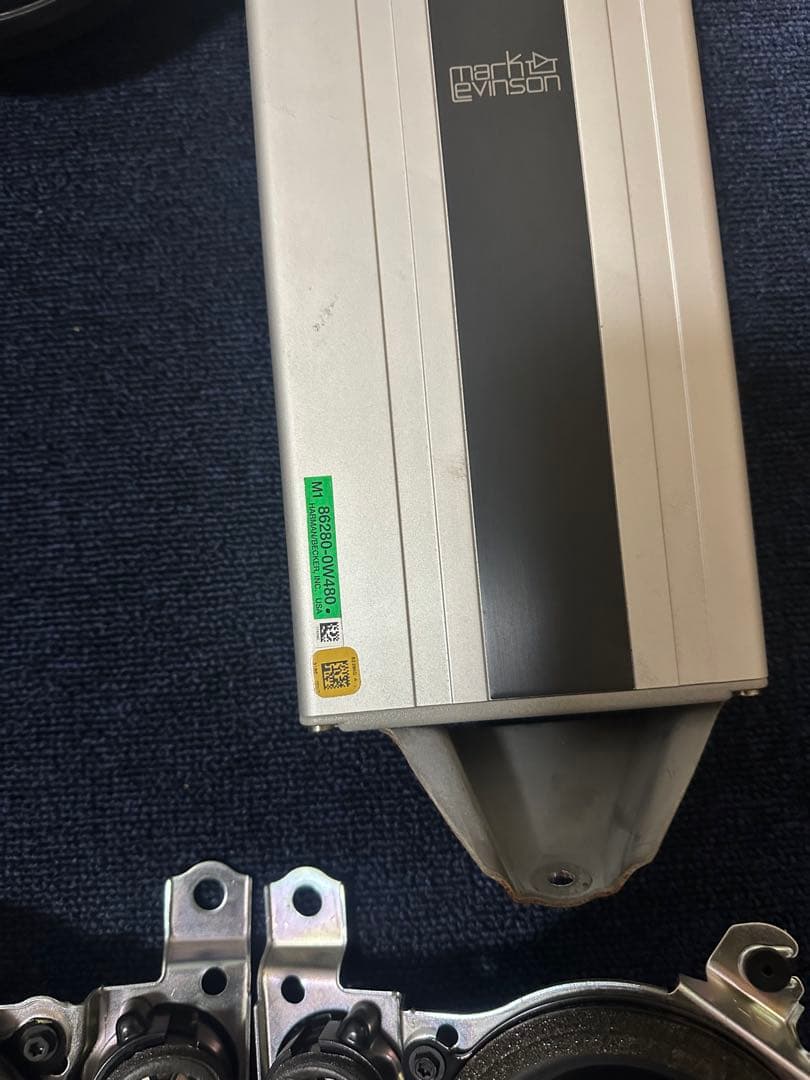 カーオーディオ Mark Levinson 14-speaker audio LS460