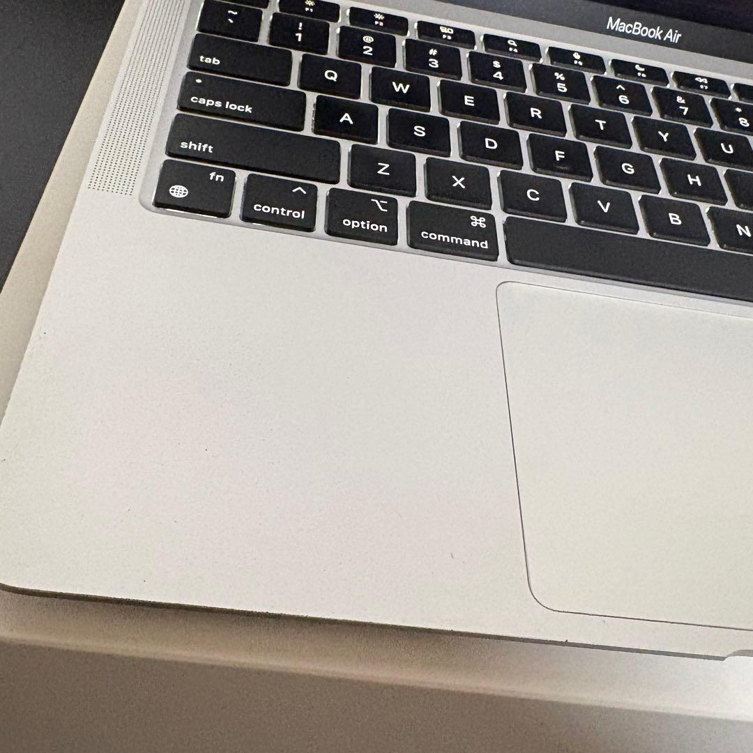 【美品】MacBook Air M1 2020/256GB/USキーボード