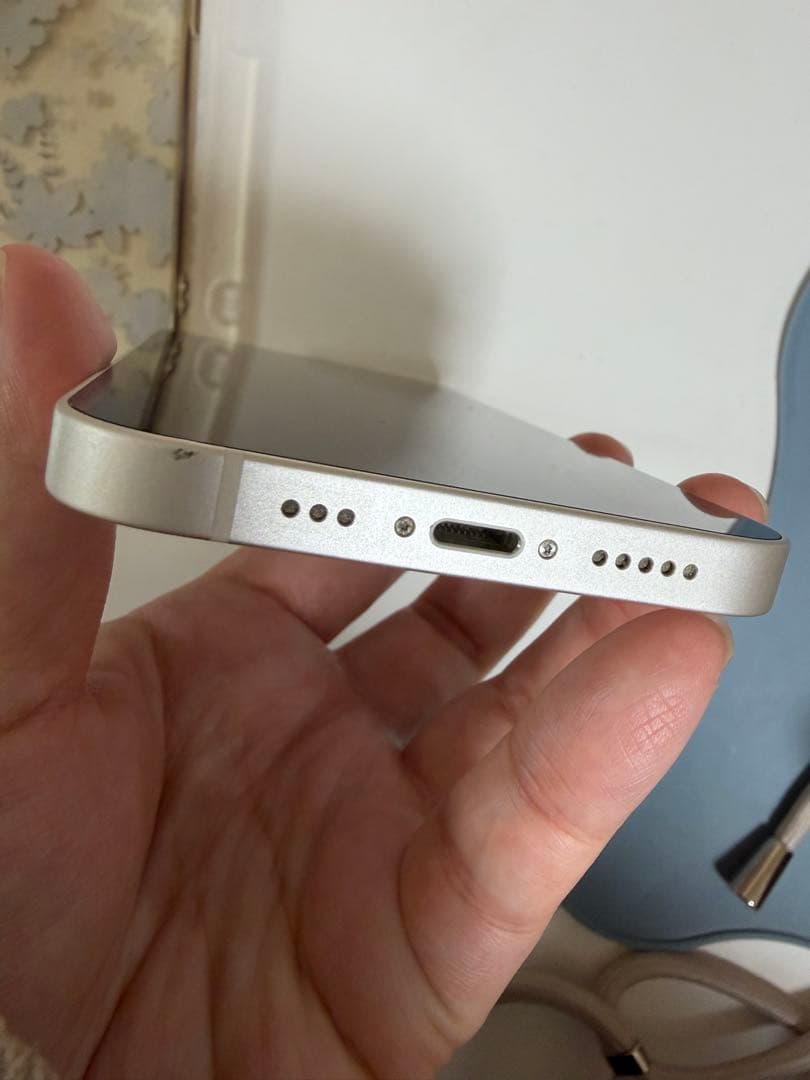 iPhone 13 128GB SIMフリー 美品 本体 バッテリー75%