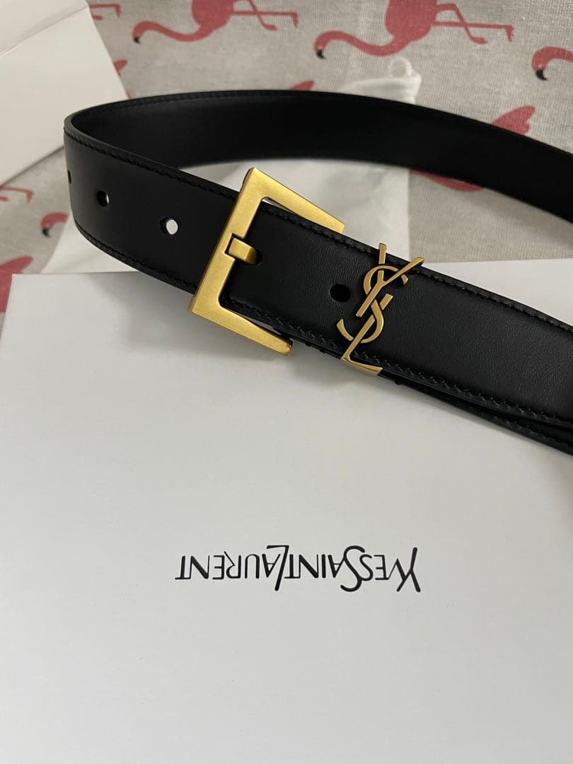 断捨離サンローラン　黒のレザーベルト 90*3cm