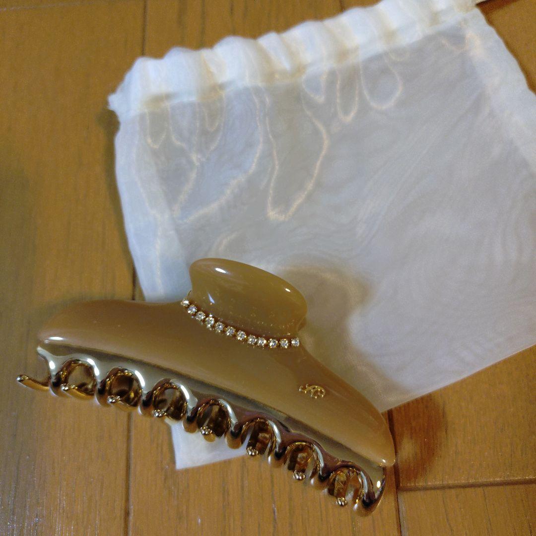 アッカ　クリップ　ラージ　ベージュ