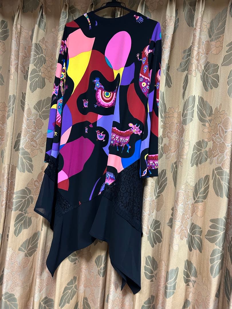 【新品タグ付❣️】TOKUKOプルミエヴォル＊動物柄＊長袖ワンピース(チュニック)