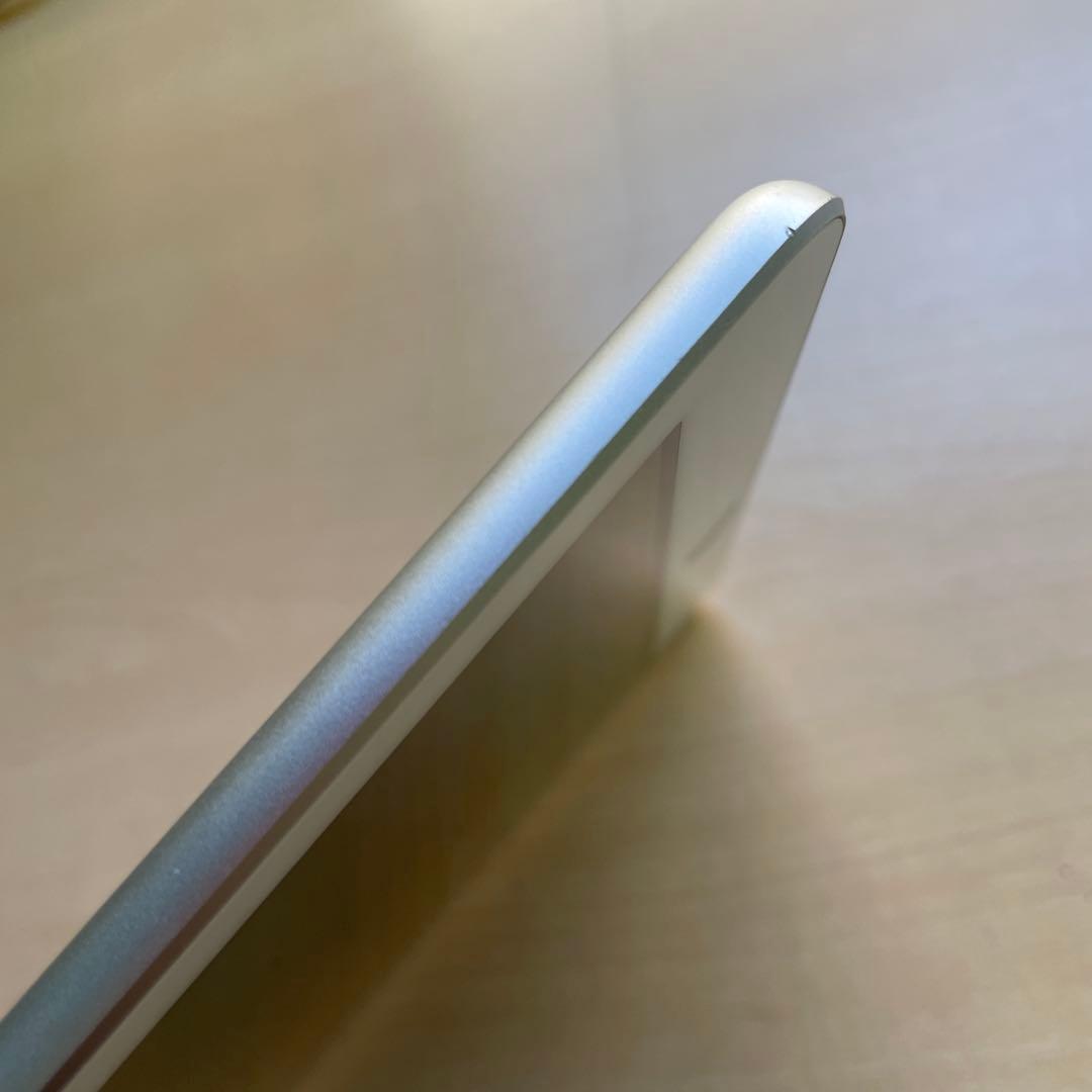 iPad 第6世代　A1893　Wi-Fiモデル　シルバー　32GB #2