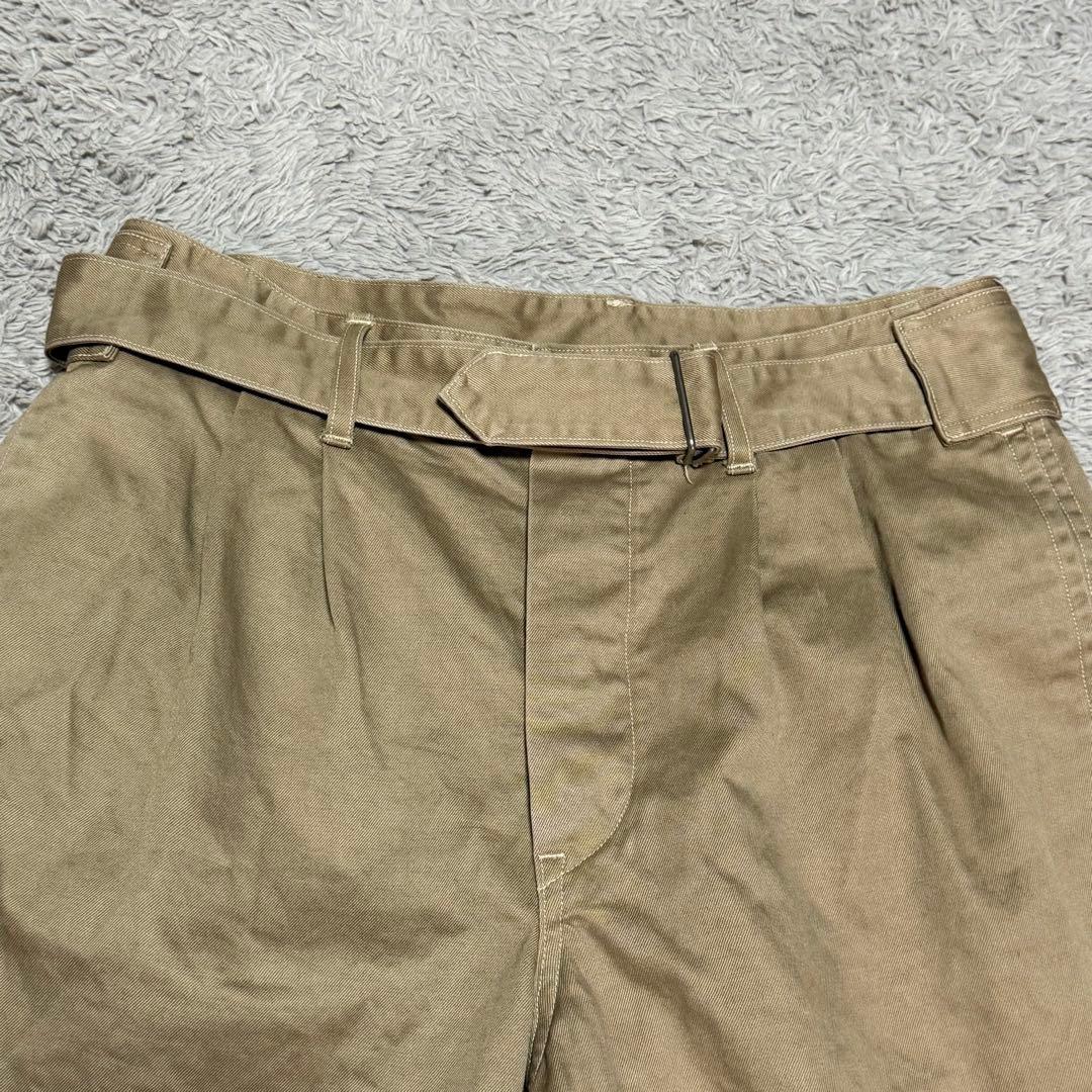 COMOLI グルカパンツ　ベルテッドチノショートパンツ　ショーツ　チノパン