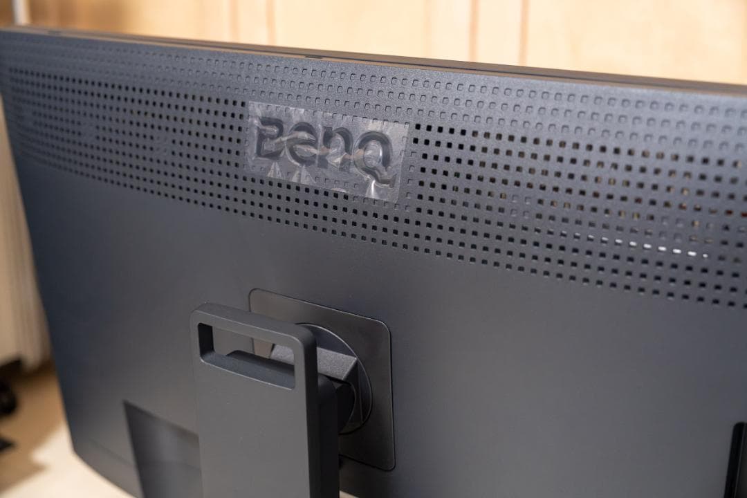 【中古・美品】BenQ SW321C 31.5インチ 4K カラーマネジメント