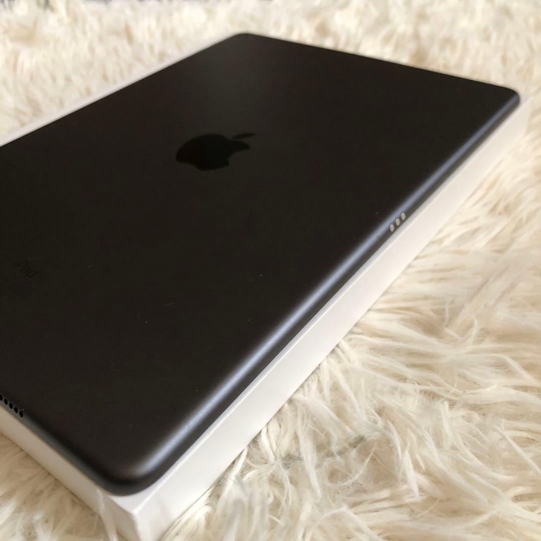 【完動品】iPad Air3 64GB 【すぐ発送】