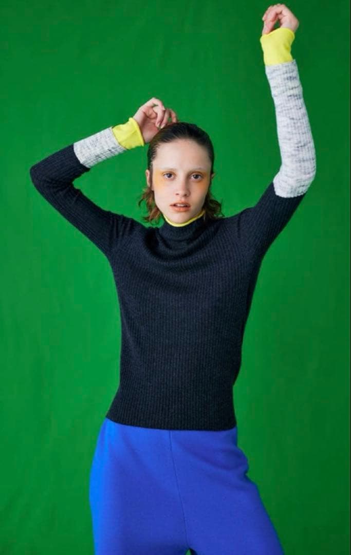 新品タグ付き　ハイネックリブバイカラープルオーバー ニット