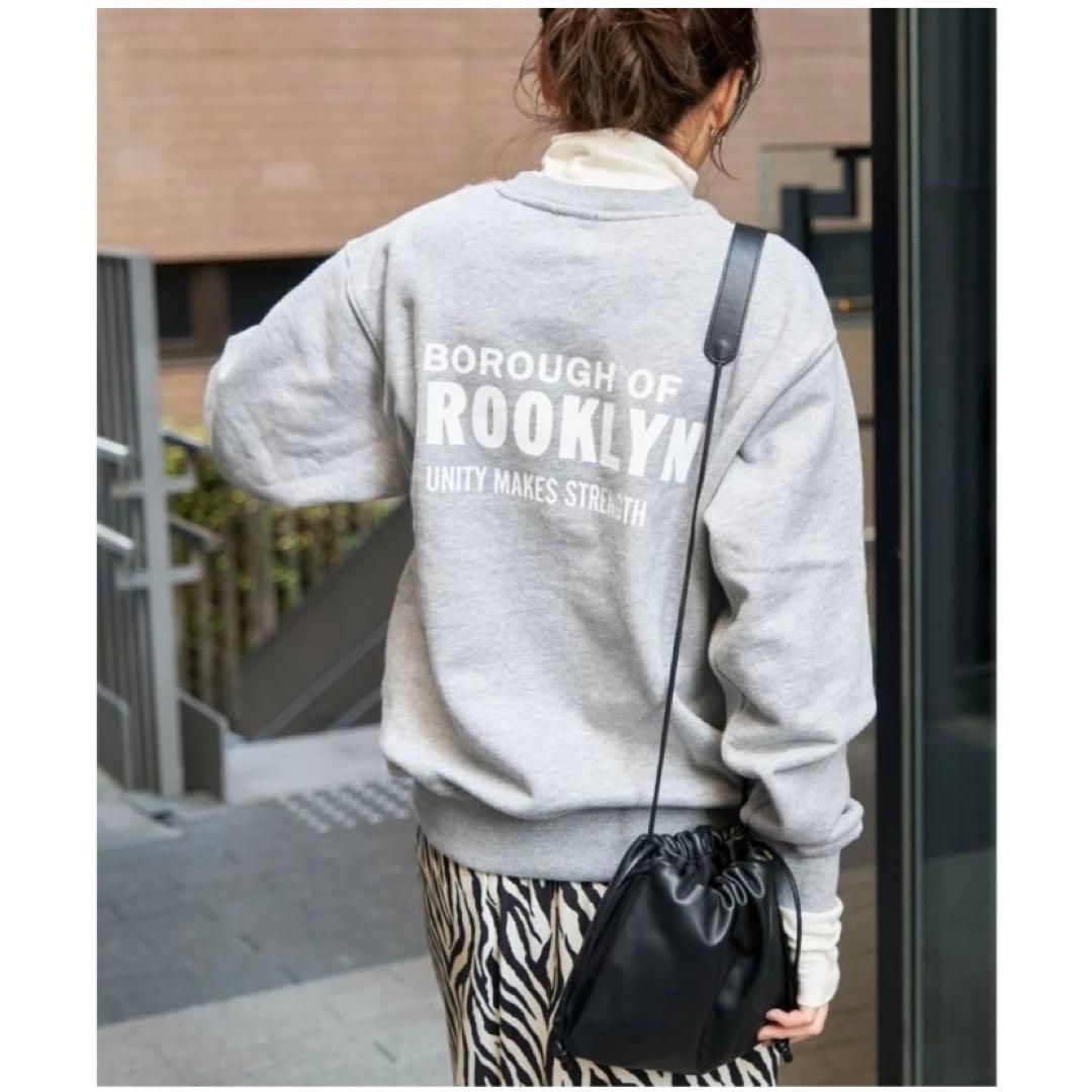 【美品】 スピックアンドスパン バックロゴスウェット 近年モデル スウェット