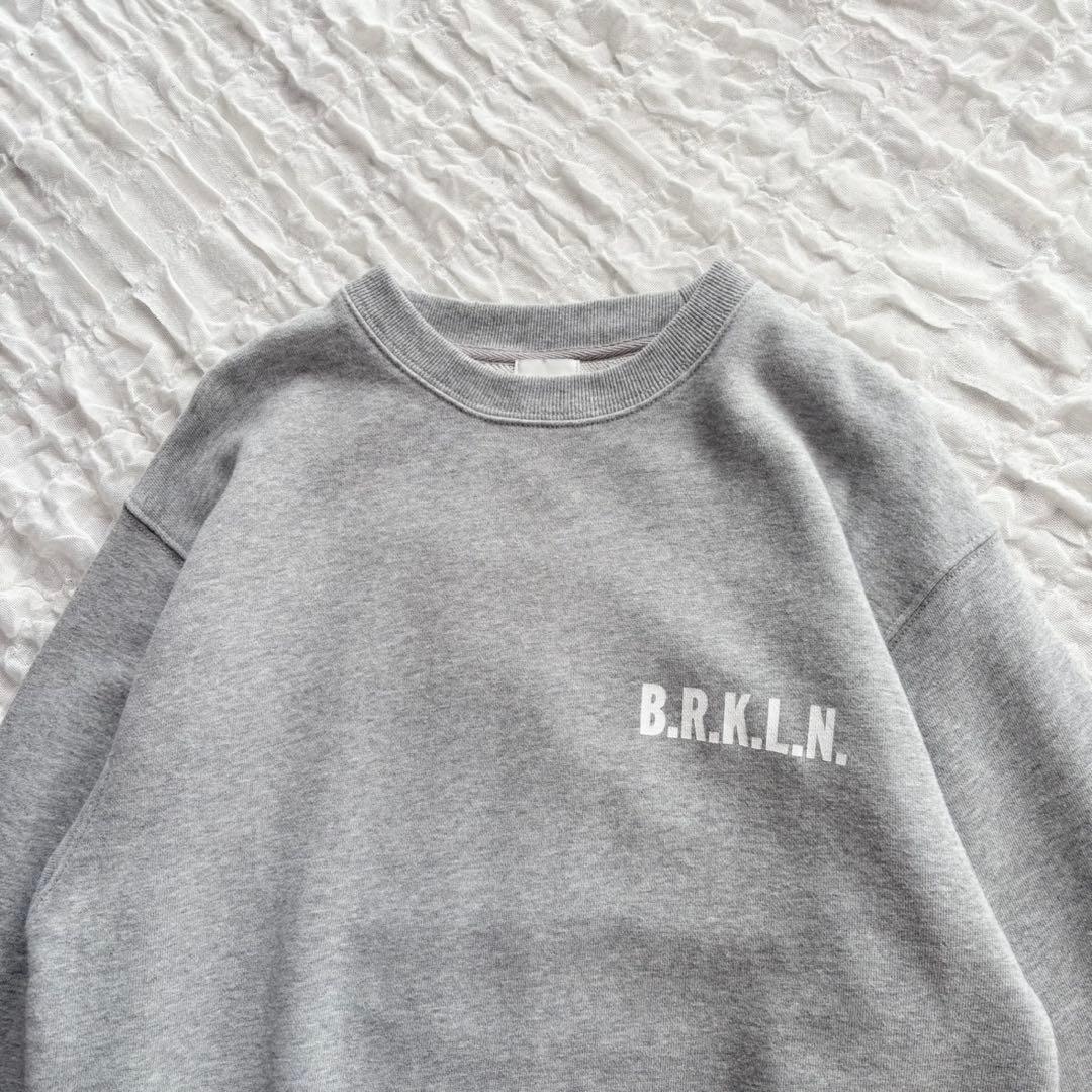 【美品】 スピックアンドスパン バックロゴスウェット 近年モデル スウェット