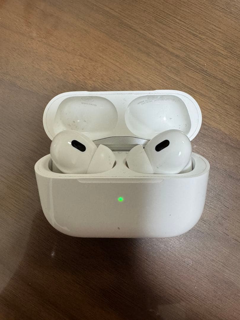 【当日発送】正規品AirPods Pro 第2世代　Appleワイヤレスイヤホン