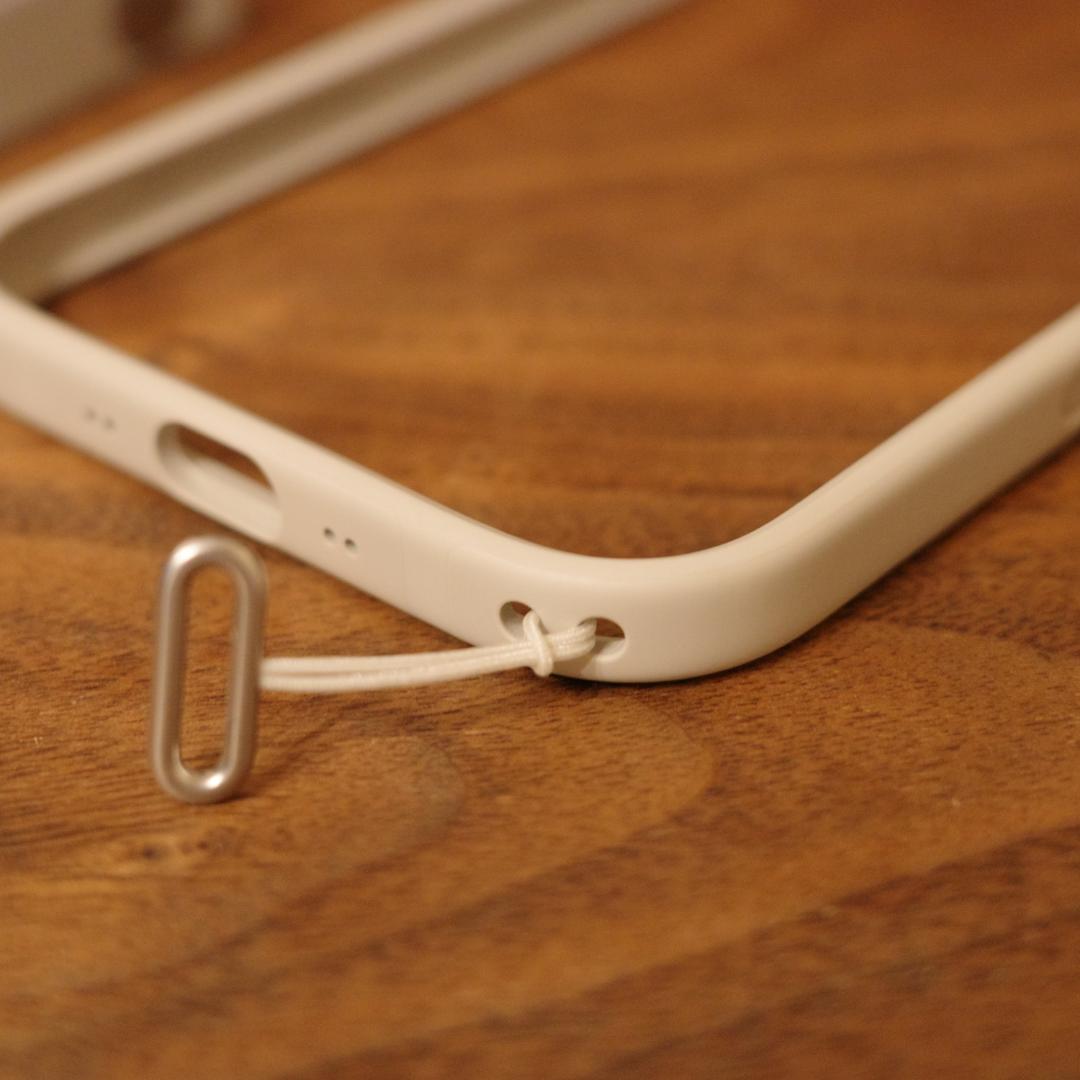 iPhone Air バンパー＋クロスボディストラップ（タン）