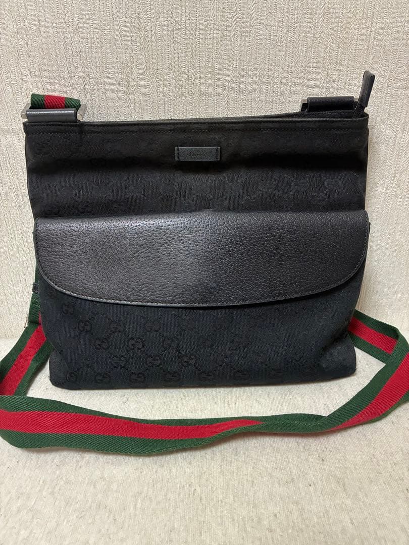 GUCCIグッチGGキャンバスBK ショルダーバッグ斜めがけ 保存袋付