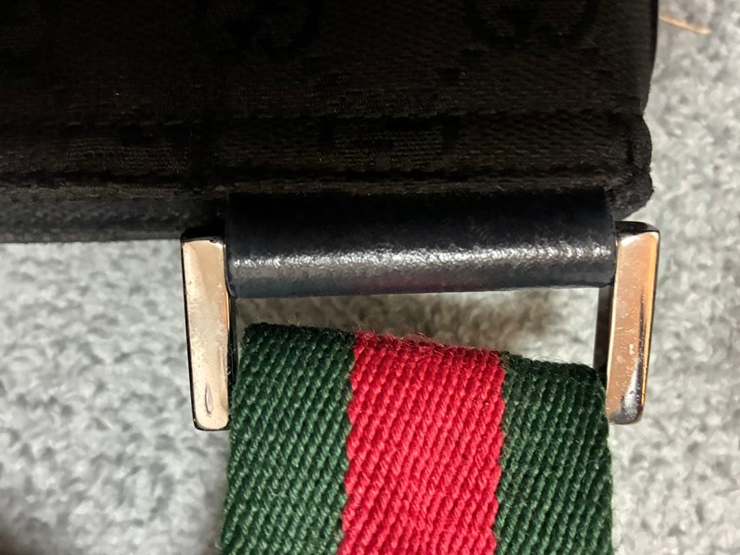 GUCCIグッチGGキャンバスBK ショルダーバッグ斜めがけ 保存袋付