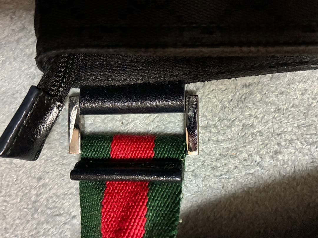 GUCCIグッチGGキャンバスBK ショルダーバッグ斜めがけ 保存袋付