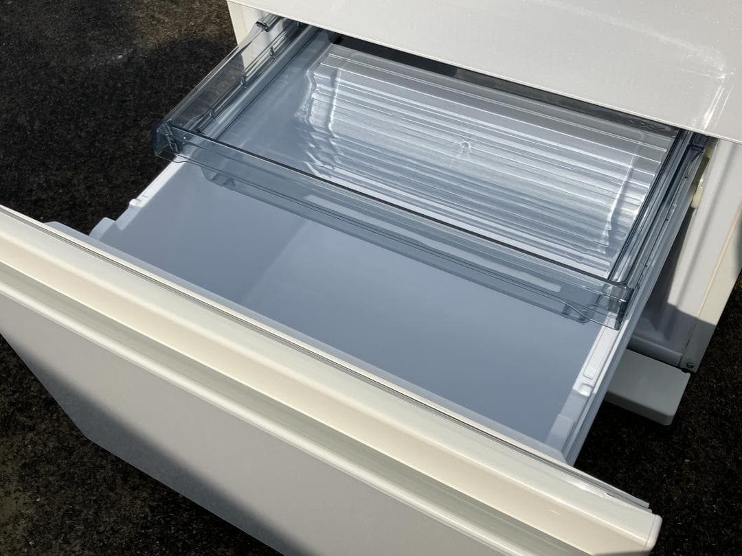 愛知岐阜/送料無料★美品★アクア 368L冷蔵庫 AQR-VZ37K　21年製