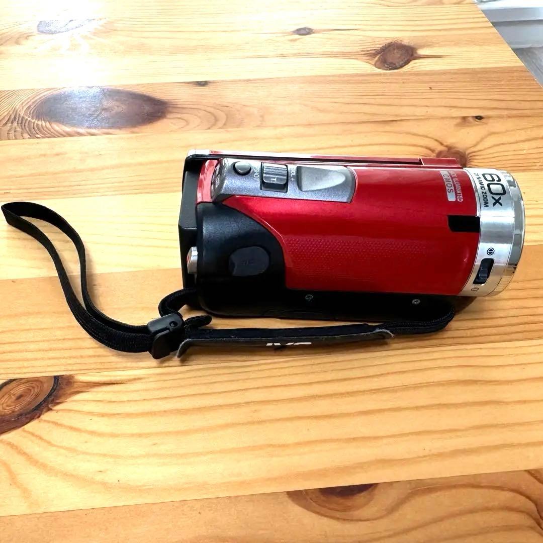 JVC GZ-E750-R 赤 本体 充電器・バッテリー2個・ケース付き