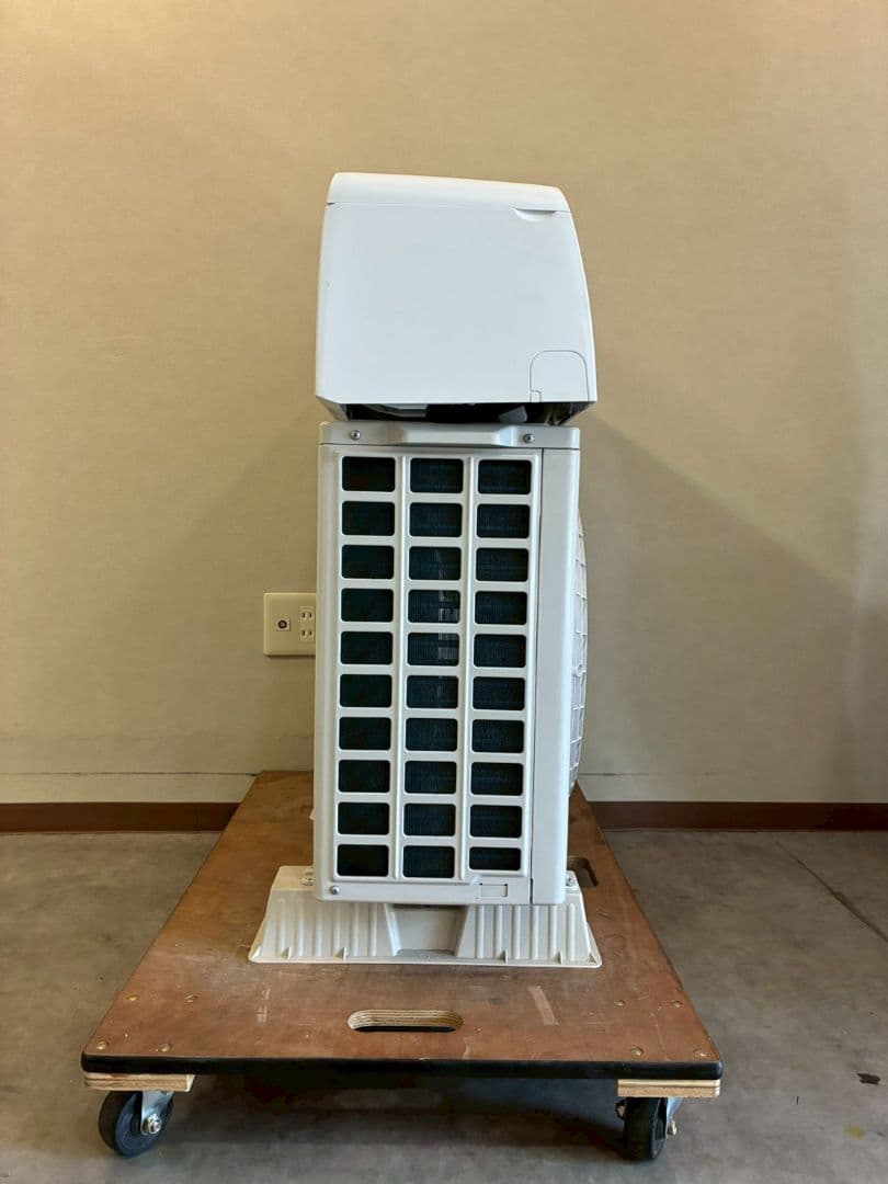 2022 ハイセンス【OB-HA22BK1-W】2025年 6畳 エアコン 中古