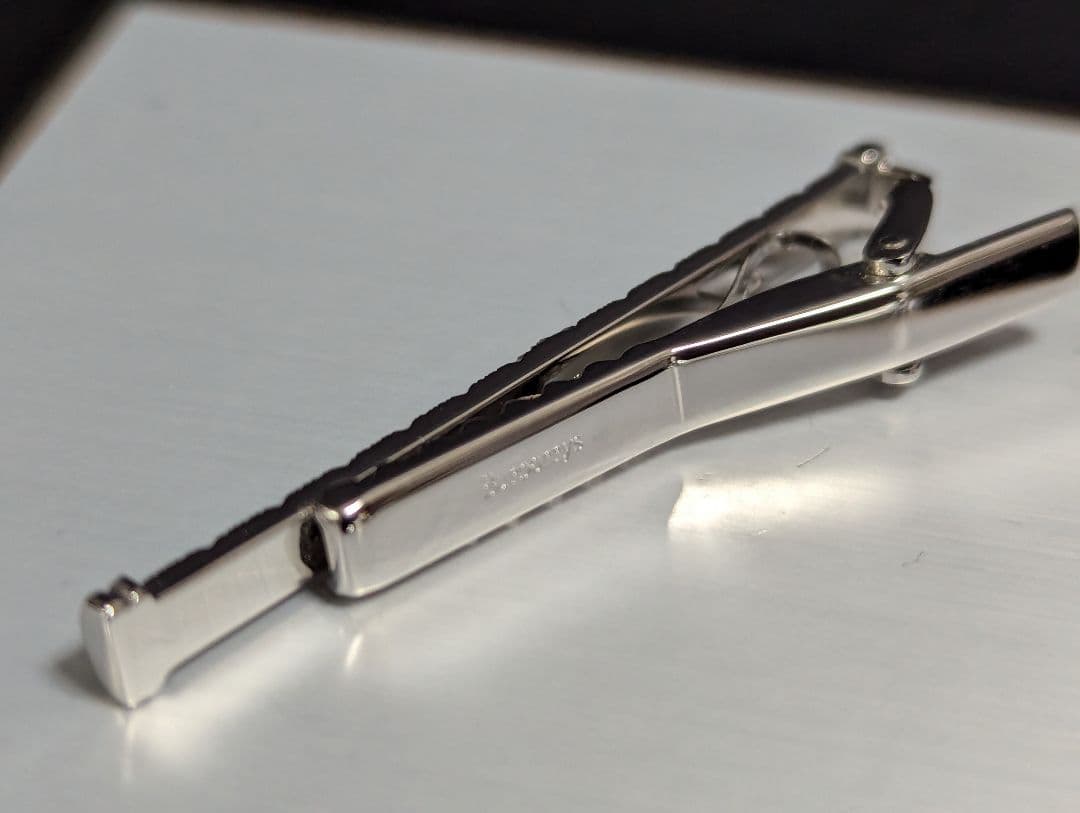 BURBERRY　ネクタイピン