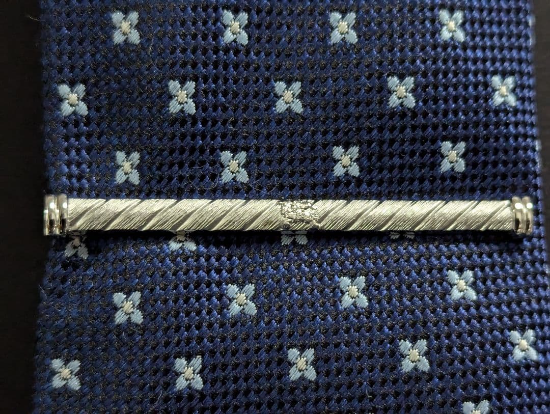 BURBERRY　ネクタイピン