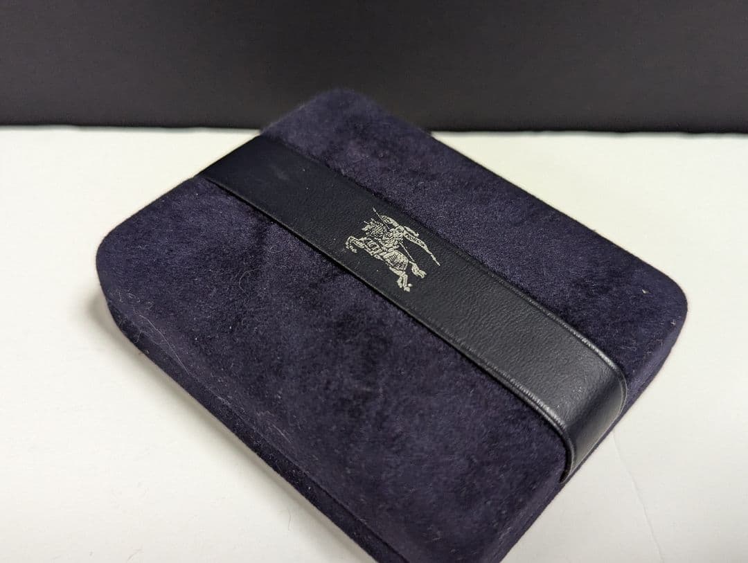 BURBERRY　ネクタイピン