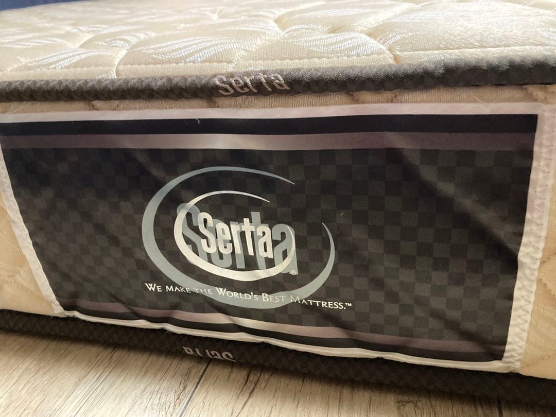 ⭐︎ビックSALE⭐︎サータ クイーンマットレ スとフレーム 美品